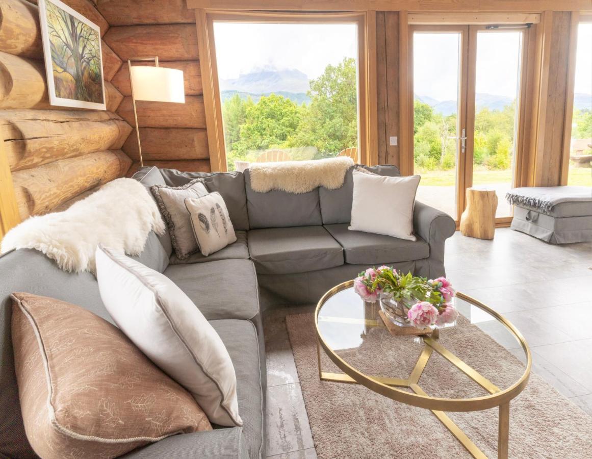 Wild Nurture Eco Luxury Offgrid Log Cabin Fort William Dış mekan fotoğraf