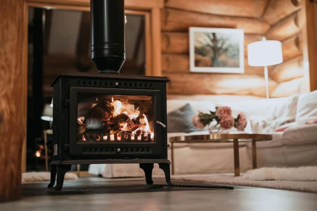 Wild Nurture Eco Luxury Offgrid Log Cabin Fort William Dış mekan fotoğraf